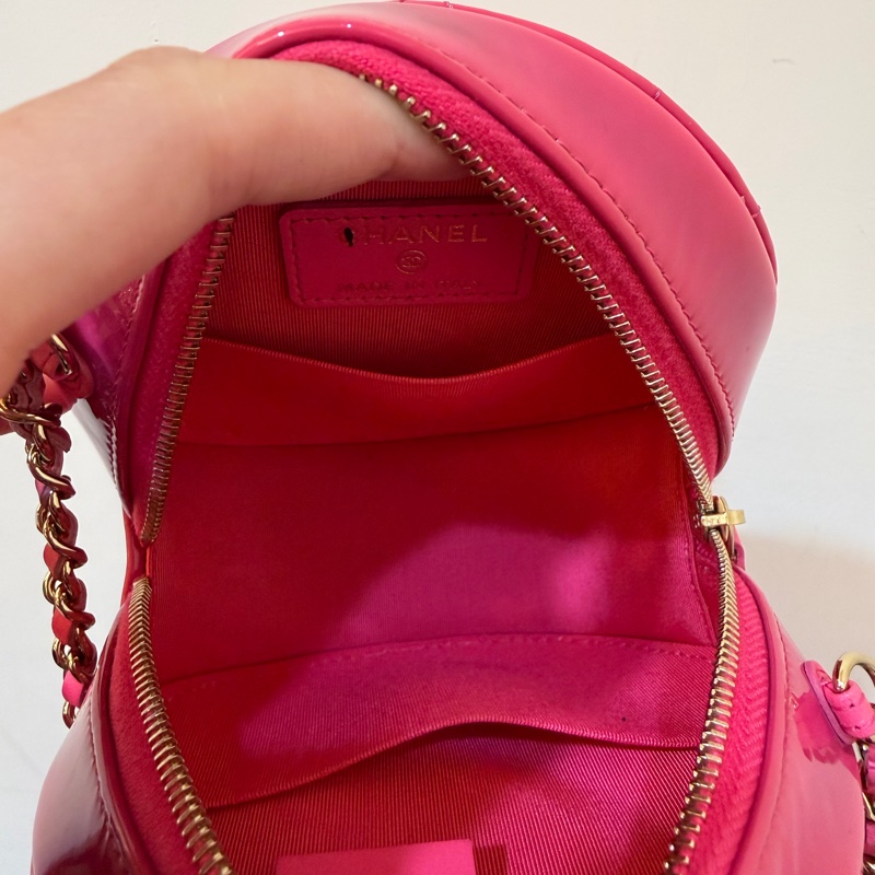 請看好包況再下單🔥Chanel粉色菱格紋漆皮MINI圓餅包-8