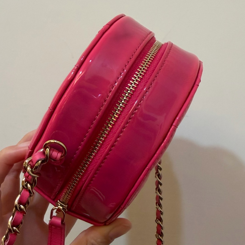 請看好包況再下單🔥Chanel粉色菱格紋漆皮MINI圓餅包-11