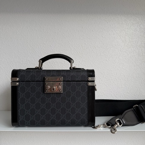 Gucci黑PVC手提兩用箱包 硬殼包