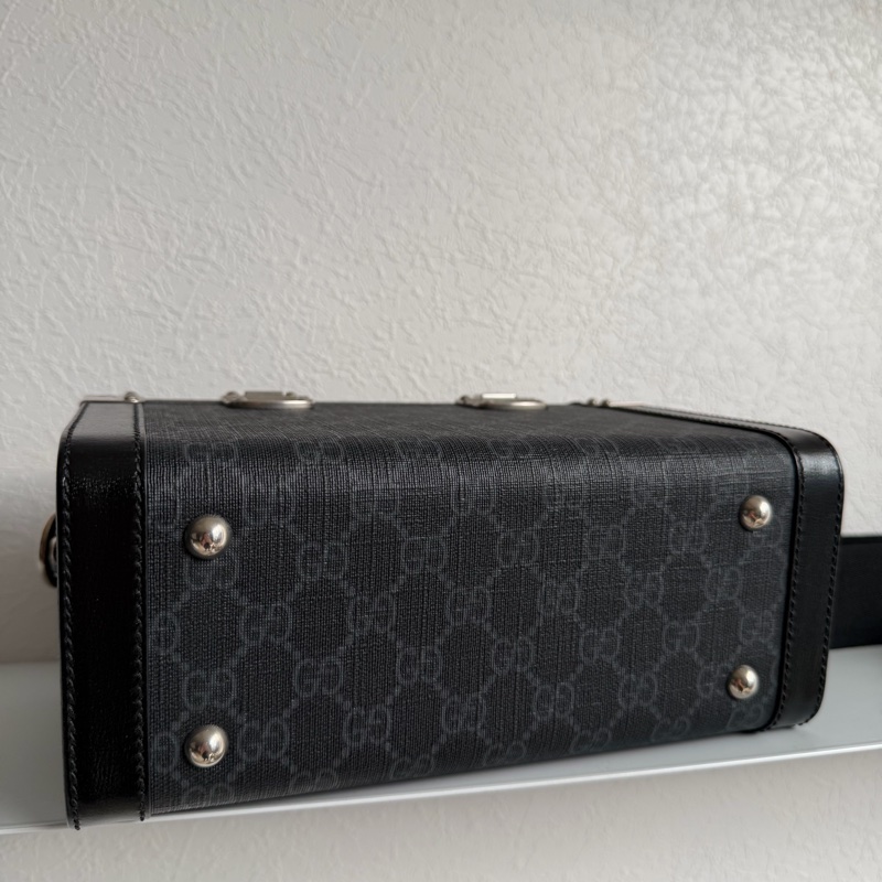 Gucci黑PVC手提兩用箱包 硬殼包-2