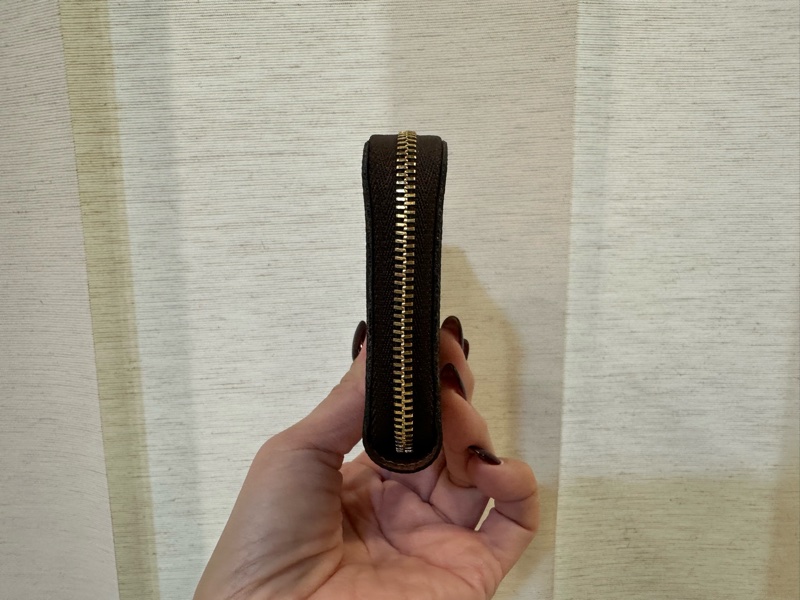 LV 原花金釦ㄇ拉4卡零錢卡包M60067-3