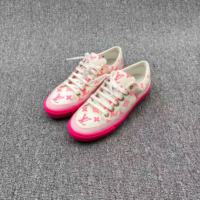 【Louis Vuitton】路易威登   stellar白粉老花滿印低幫板鞋 成色：99新 尺碼：38.5-0