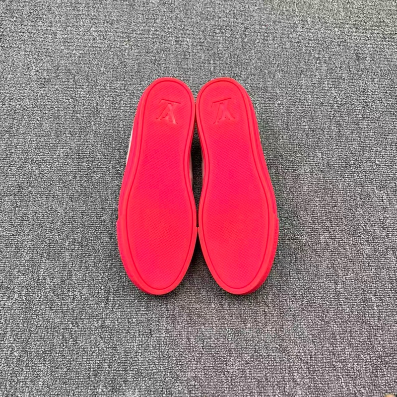 【Louis Vuitton】路易威登   stellar白粉老花滿印低幫板鞋 成色：99新 尺碼：38.5-5