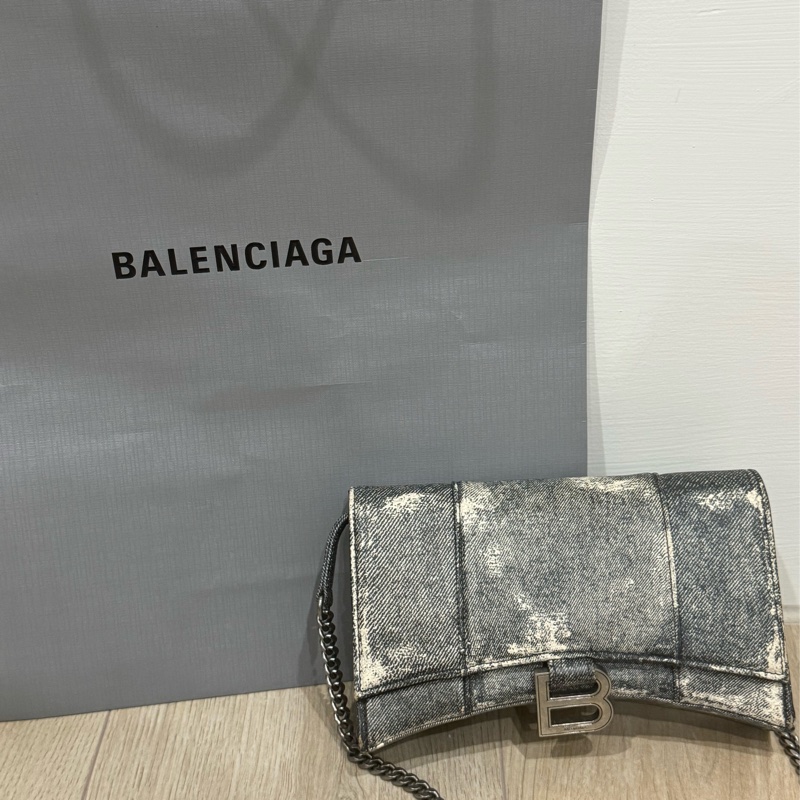 balenciaga woc-1