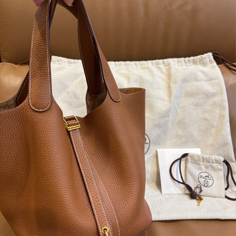 愛馬仕 Hermes Picotin 22金棕Y刻