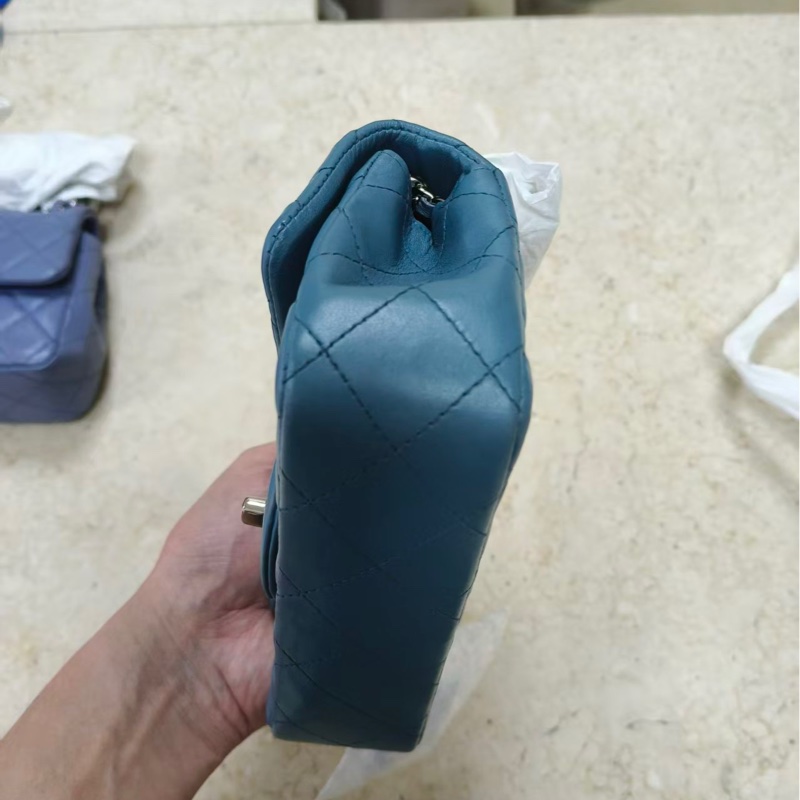 CHANEL CLASSIC FLAG MINI-1