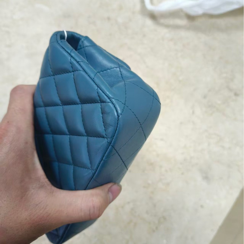 CHANEL CLASSIC FLAG MINI-4