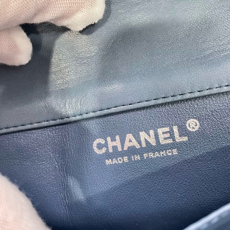 CHANEL CLASSIC FLAG MINI-7