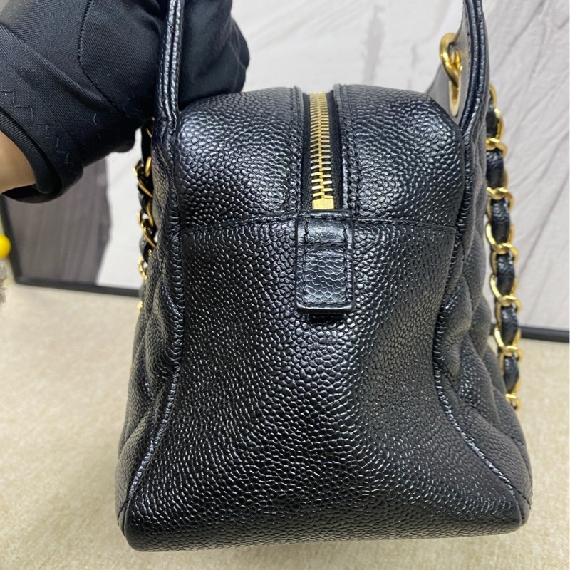 CE9115 98新 Chanel香奈兒黑金PTT購物袋 鐳射16開 荔枝皮 尺寸26*18*13-7