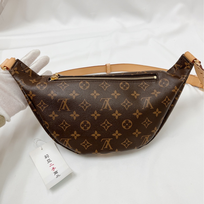 莉亞精品♡Lv M43644 老花胸包 二手-3