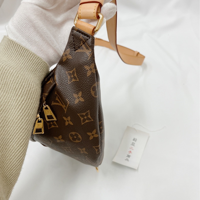 莉亞精品♡Lv M43644 老花胸包 二手-8