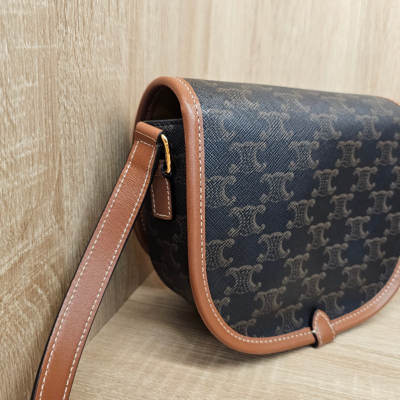 [熱門好物甜價出🎁平台最甜新年回饋❣️] Celine老花金釦斜背馬鞍包-2