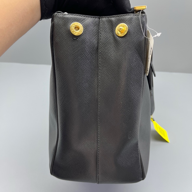 95新 二手Prada普拉達殺手包大號黑色，無附件-4