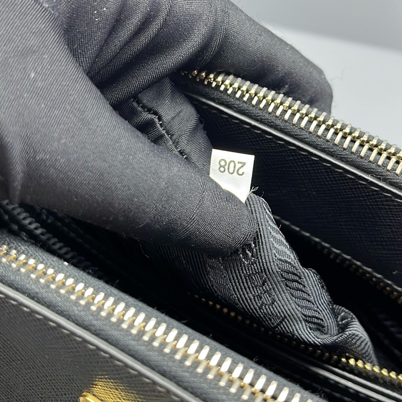 95新 二手Prada普拉達殺手包大號黑色，無附件-6