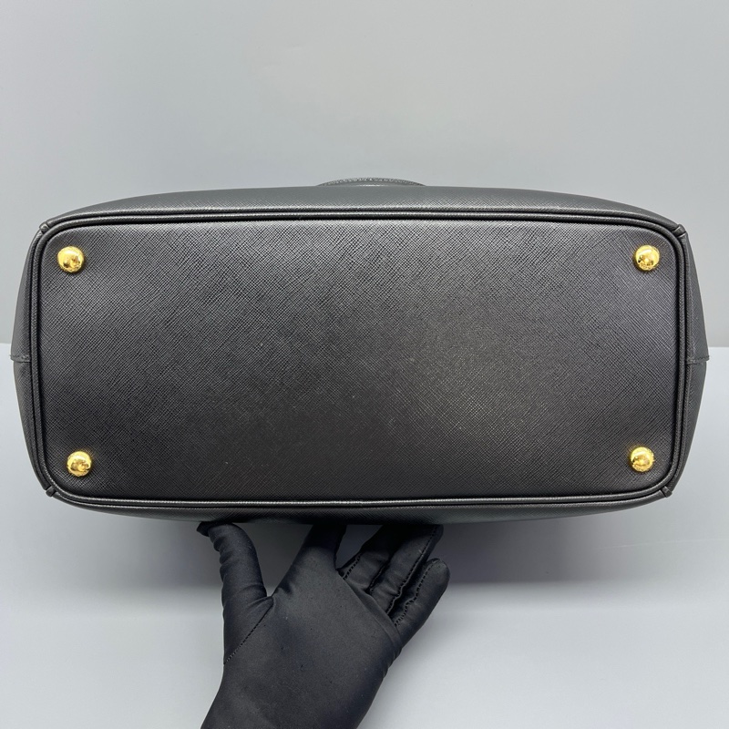 95新 二手Prada普拉達殺手包大號黑色，無附件-9