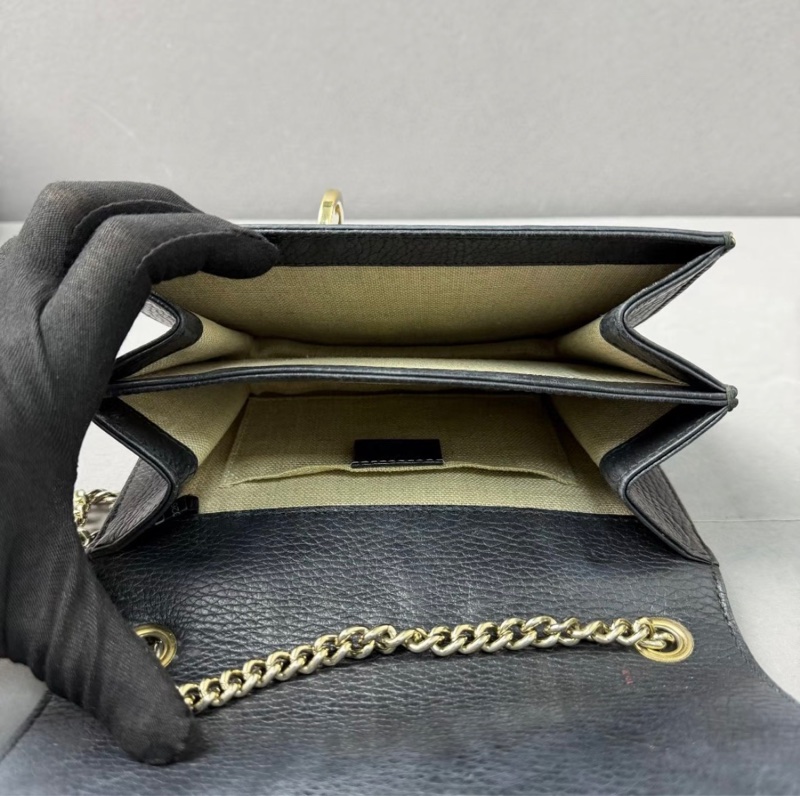 Gucci Interlocking 雙G金扣全皮風琴包-3