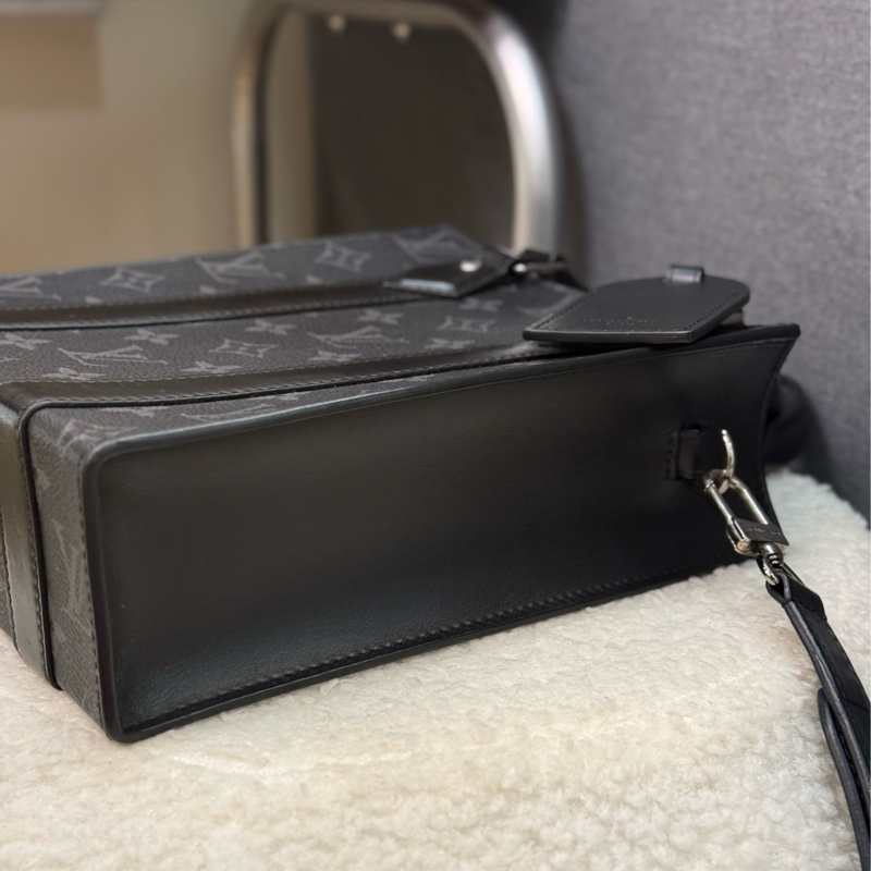 Lv Sac Plat 黑花男士公事包斜背包-3