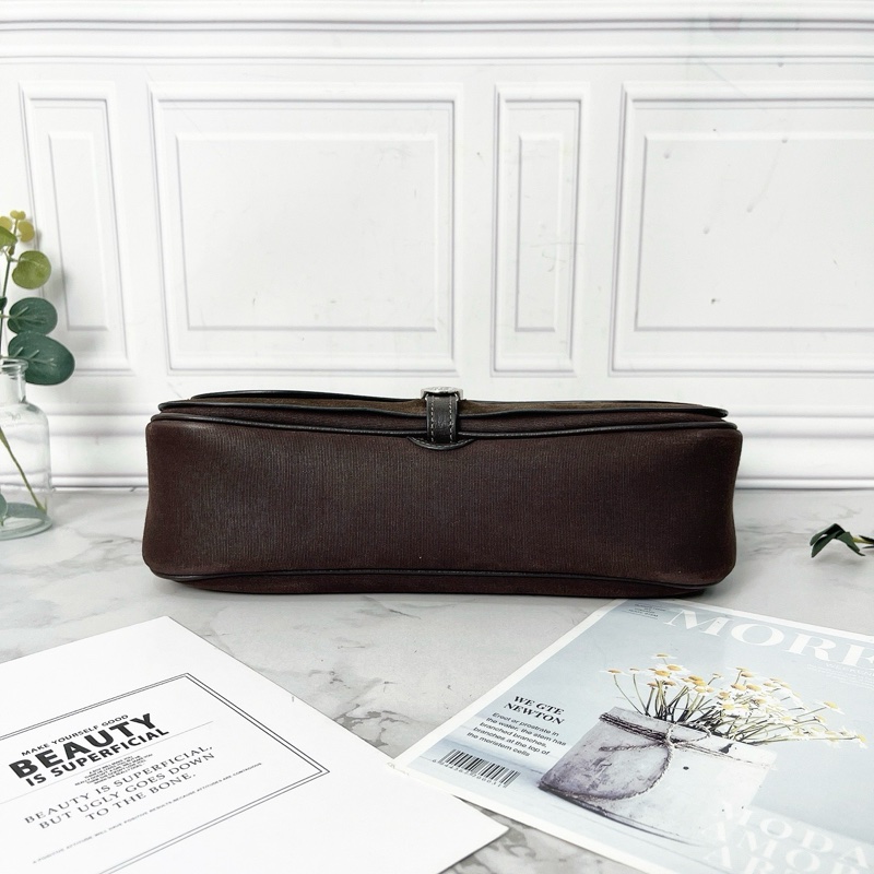 Hermes 巧克力色 colorado中古馬鞍包28×17×8 98新配件塵袋-4