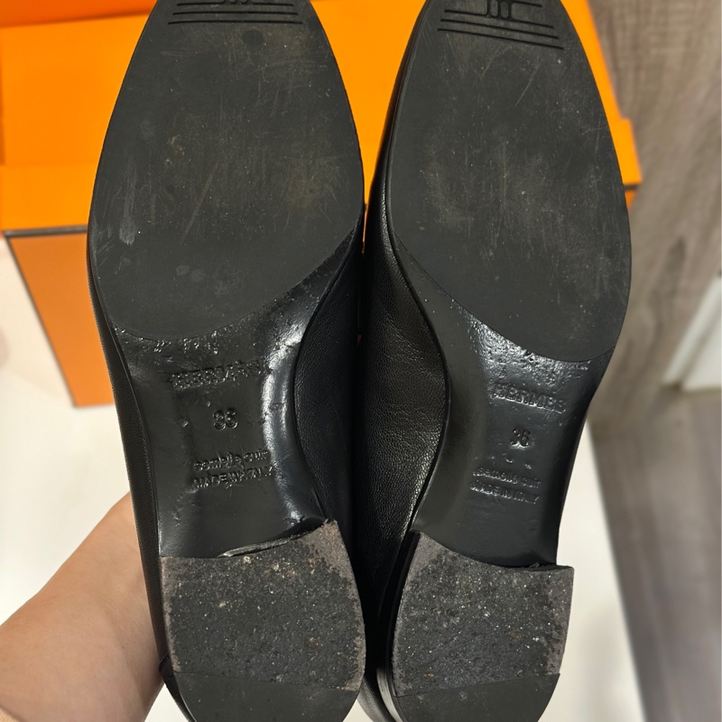 Hermes黑金H logo山羊皮樂福鞋（36）-12