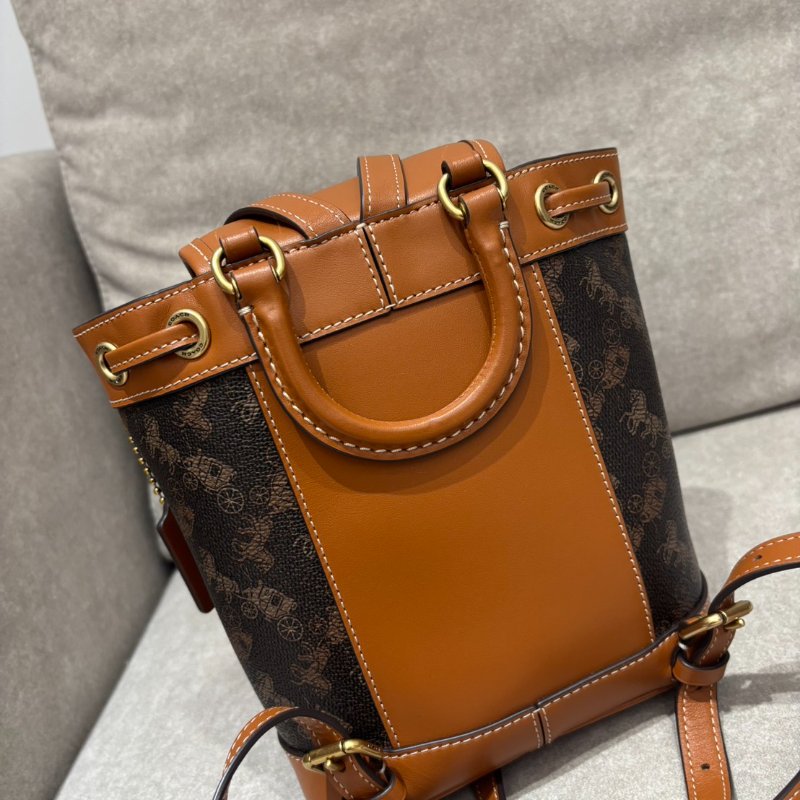 *SHIHNA名牌精品* Coach馬車印花Harper後背包-1