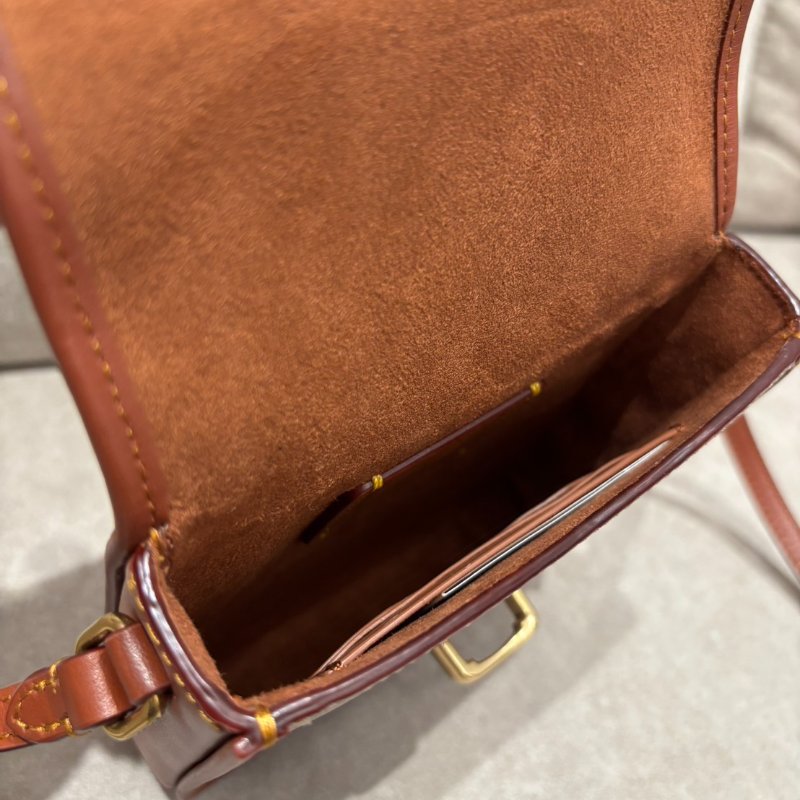 *SHIHNA名牌精品* Coach 手機小斜背包-6