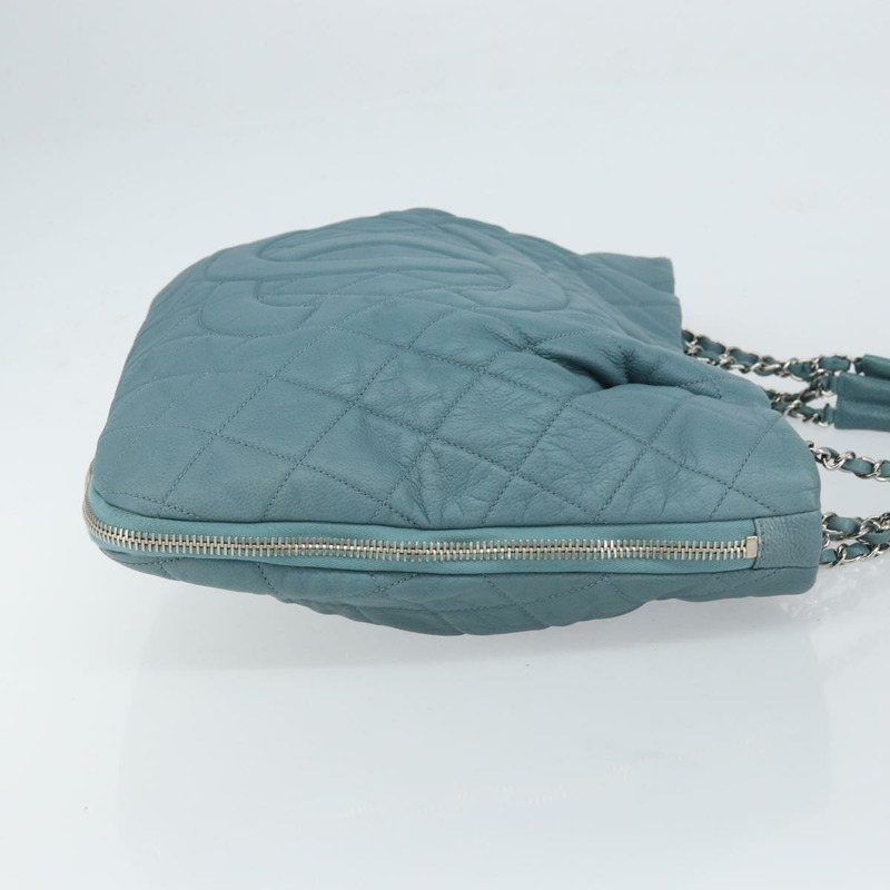 【日本直送】香奈兒魚子醬皮鏈肩背包 藍色 銀色 CC 標誌 Auth 158890V-2