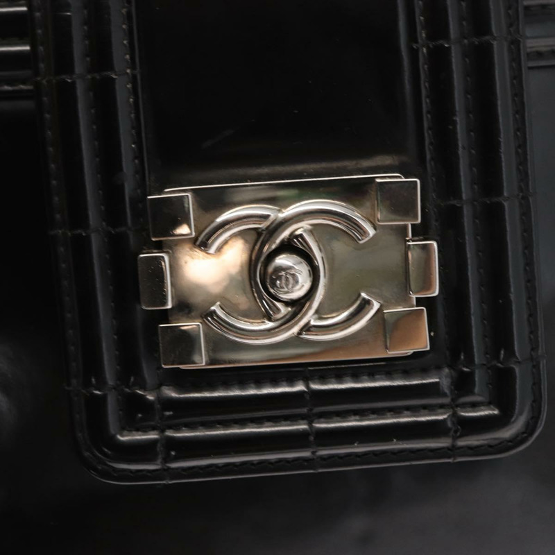 【日本直送】香奈兒 Boy Chanel 鏈條肩背包 皮革 黑色 銀色 CC Auth bs31910-16