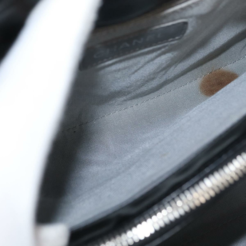 【日本直送】香奈兒 Boy Chanel 鏈條肩背包 皮革 黑色 銀色 CC Auth bs31910-18