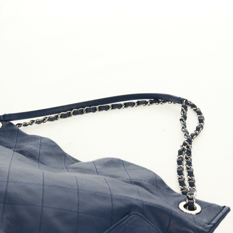 【日本直送】香奈兒 (CHANEL) 菱格紋鏈條肩背包,魚子醬紋皮革,藍色,銀色雙C標誌,正品編號 159037V-13