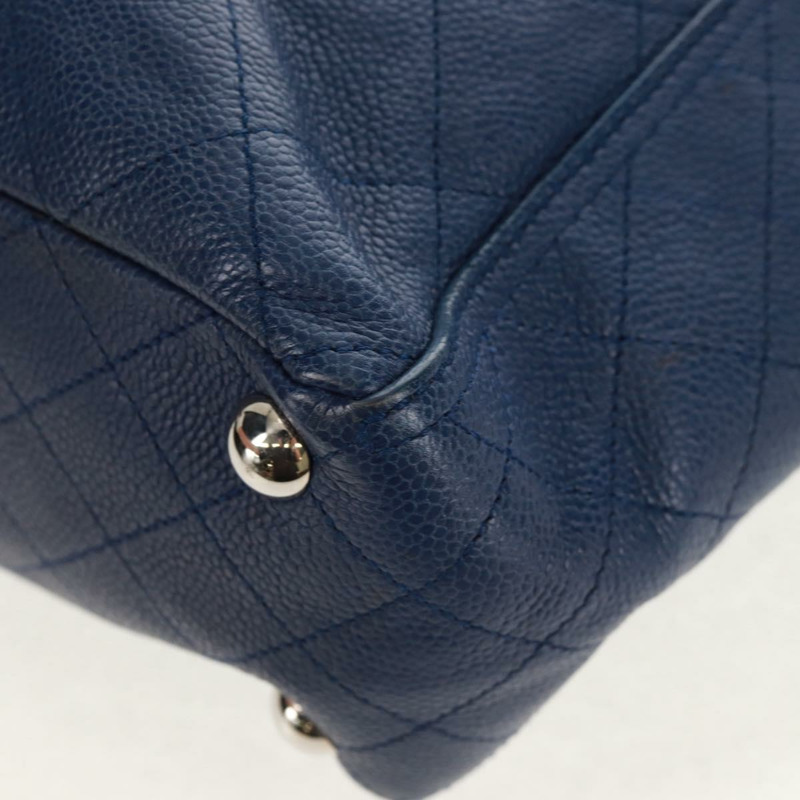 【日本直送】香奈兒 (CHANEL) 菱格紋鏈條肩背包,魚子醬紋皮革,藍色,銀色雙C標誌,正品編號 159037V-15
