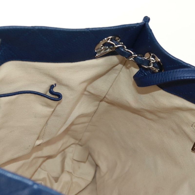 【日本直送】香奈兒 (CHANEL) 菱格紋鏈條肩背包,魚子醬紋皮革,藍色,銀色雙C標誌,正品編號 159037V-20