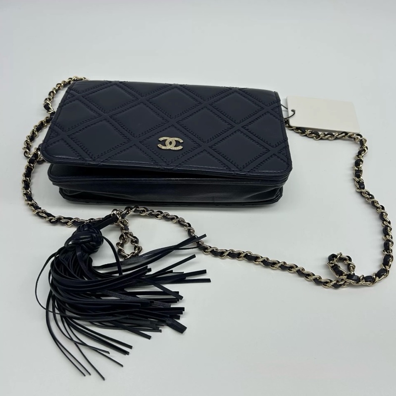 CHANEL 香奈兒 深海軍藍 菱格 WOC 鍊帶斜背包 17A 羊皮 金扣 流蘇-0