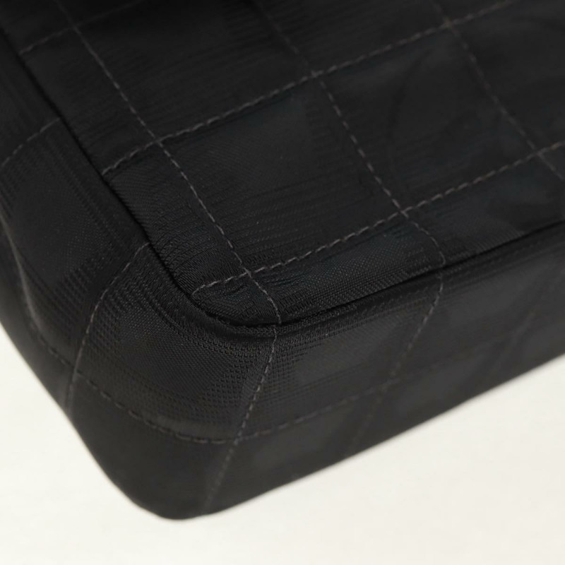 【日本直送】香奈兒新款旅行系列巧克力棒鏈條包，尼龍材質，黑色，金色雙C標誌，貨號160247V-14