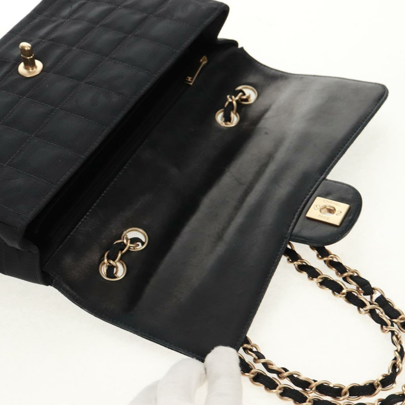 【日本直送】香奈兒新款旅行系列巧克力棒鏈條包，尼龍材質，黑色，金色雙C標誌，貨號160247V-19