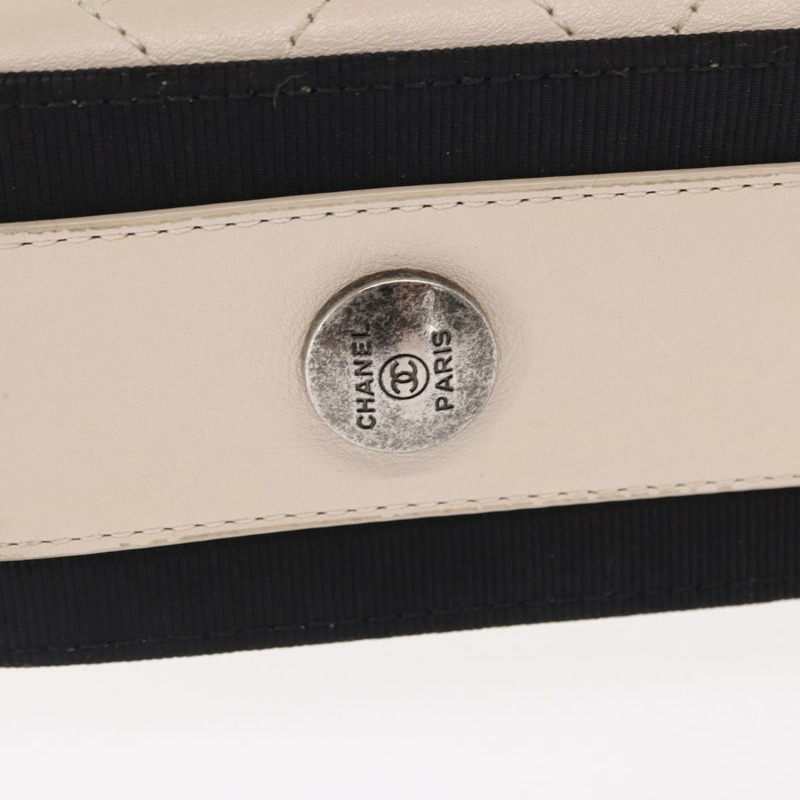 【日本直送】香奈兒 Bicolore 鏈條肩背包，米色皮革，金色 CC 標誌，正品 BA9466SAV-6