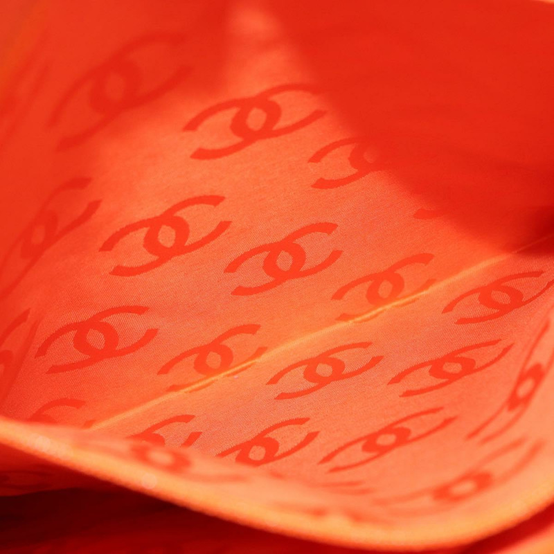 【日本直送】香奈兒 Cambon 系列絎縫托特包,小牛皮,米色,銀色 CC 標誌,正品編號 160890SAV-24