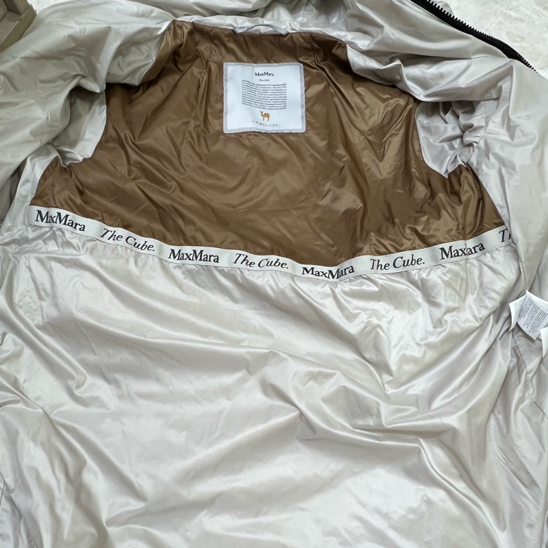 Max Mara the cube 米杏色長版羽絨外套 原價2折出售-5