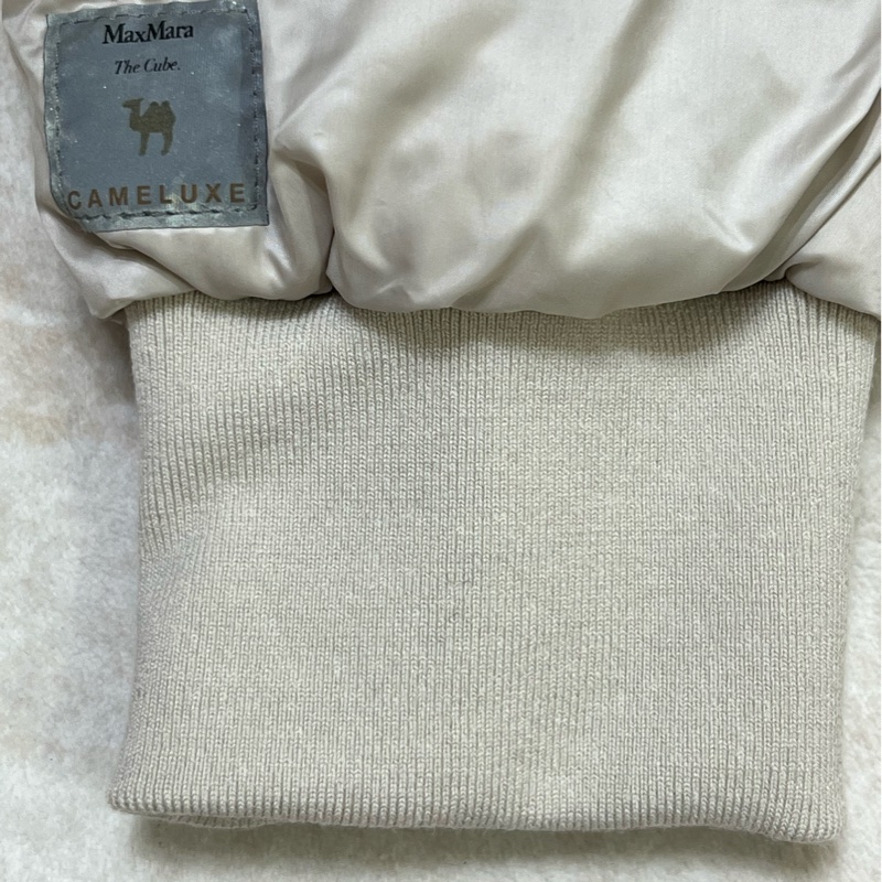 Max Mara the cube 米杏色長版羽絨外套 原價2折出售-8