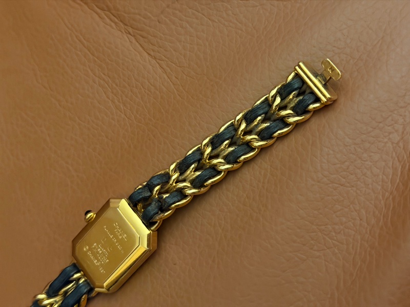 Chanel 皮穿練手錶 M碼-8