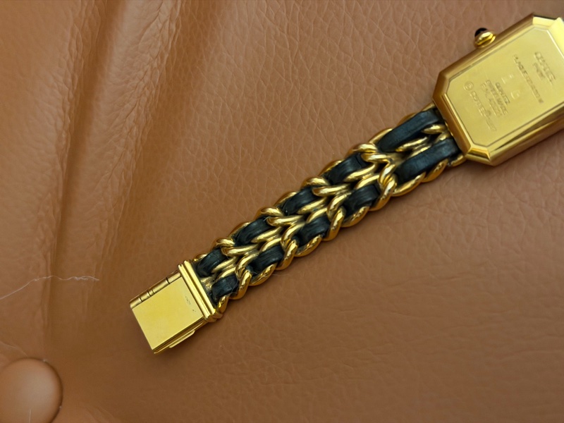 Chanel 皮穿練手錶 M碼-9