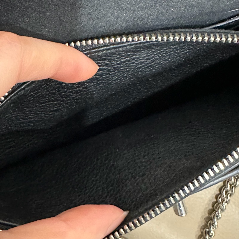 大全配🈶台灣購證❤️ #lv #lockme #黑銀 #牛皮 #woc-18