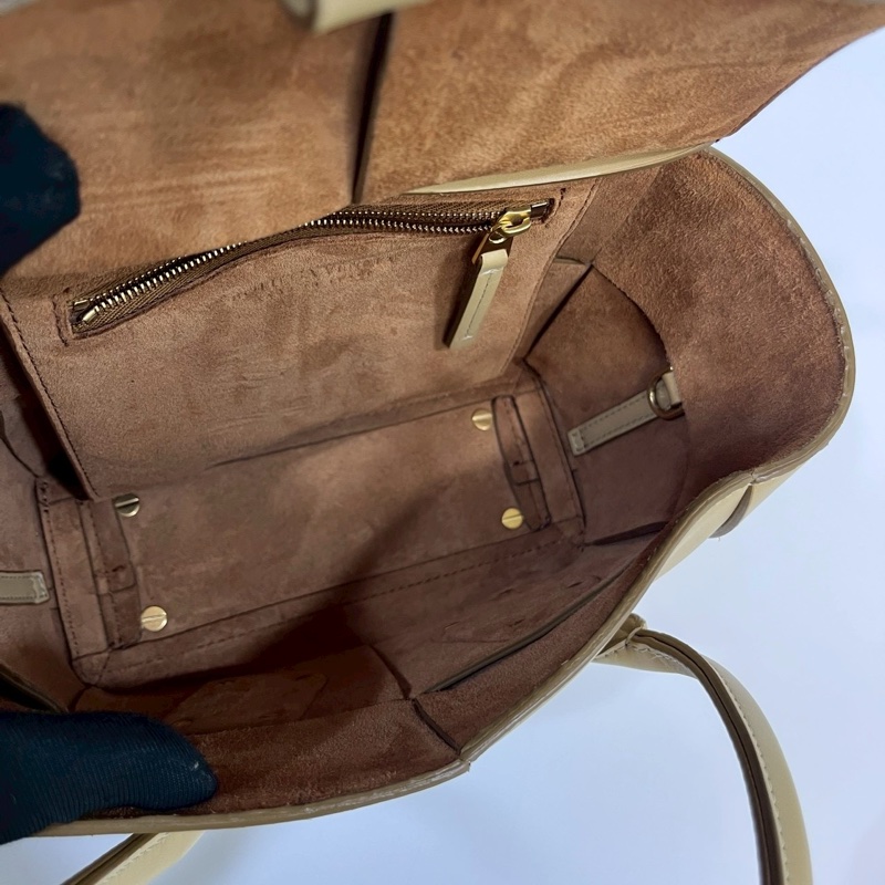 BV芥末黃小牛皮大編織ARCO 29手提側背包-10