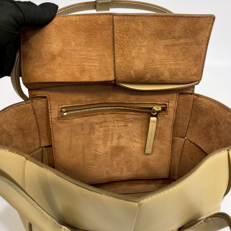 BV芥末黃小牛皮大編織ARCO 29手提側背包-23