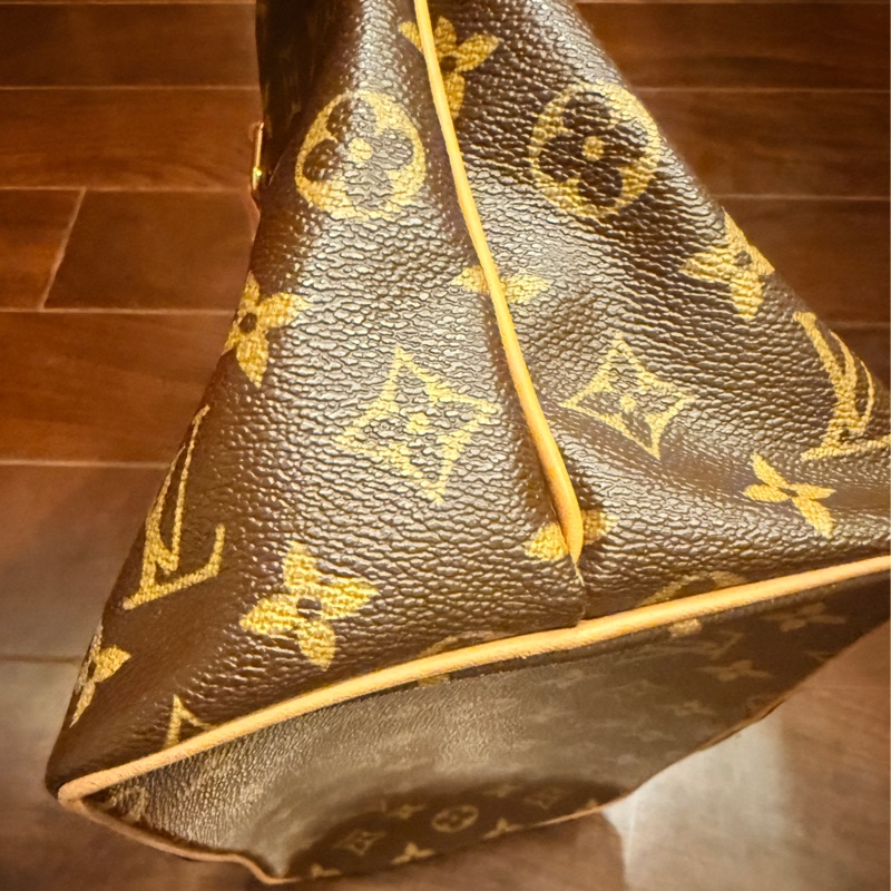 Louis Vuitton Palermo PM Monogram 帆布手提/肩背包。-17