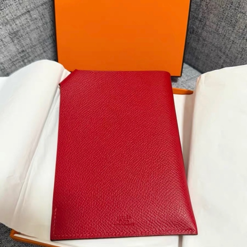 HERMÈS 愛馬仕 Tarmac 護照夾 紅色 Epsom 皮革 9.9成新｜附原廠橘盒 A刻-2