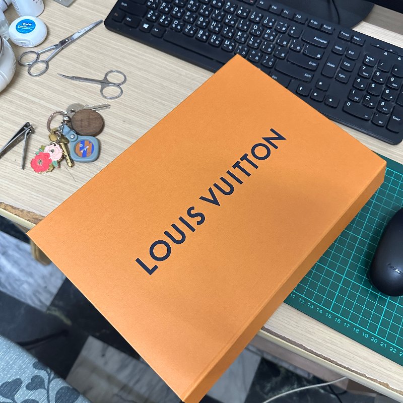 (有購買證明)LV龍年限量圍巾M79189 Vivienne Dragon Scarf-14