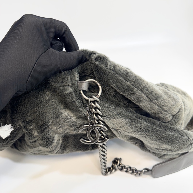 🩶香奈兒皮草HOBO CHANEL灰色vintage毛毛雙C 手提肩背包-20