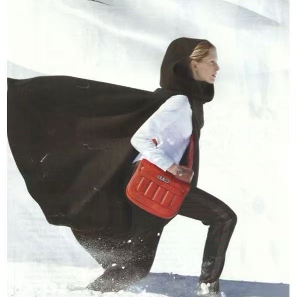 Hermes 紅色拼白邊Berlin28肩背包 28×21×8 98新配件塵袋-0