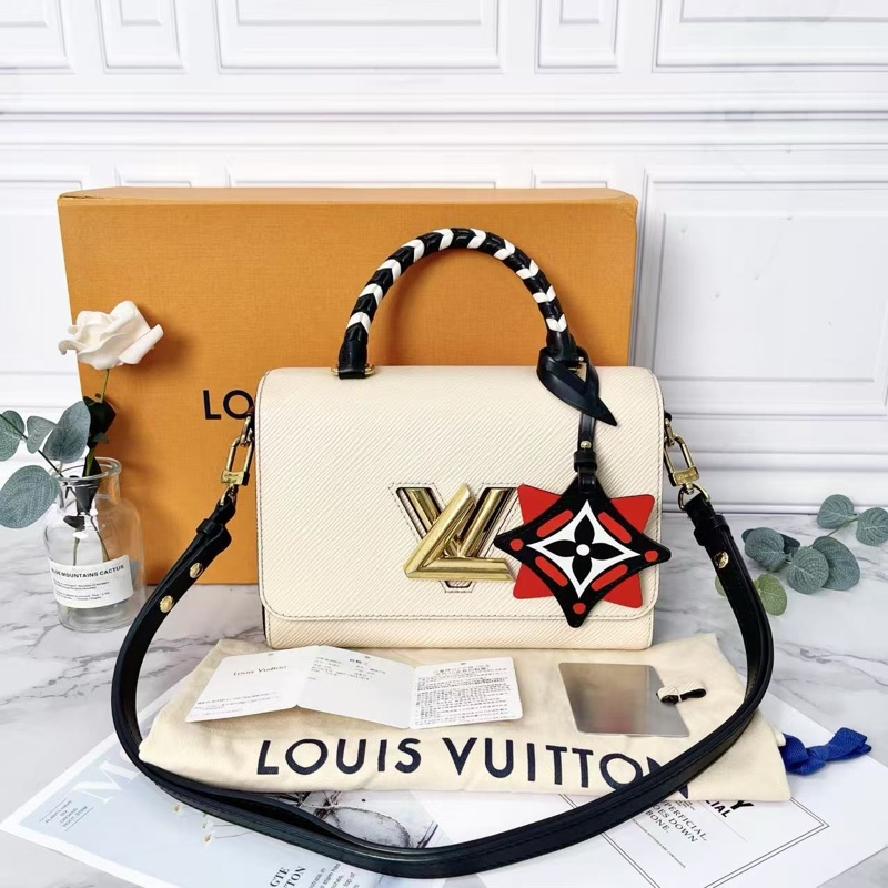 LV Twist米拼黑手提斜背包23×17×10cm 98新配件盒子塵袋鏡子-1