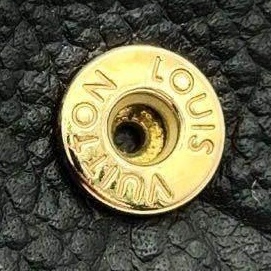 🌷LouisVuitton 壓紋短夾錢包 ｜經典花紋✦fufu style 精品✦ 氣質款｜-16